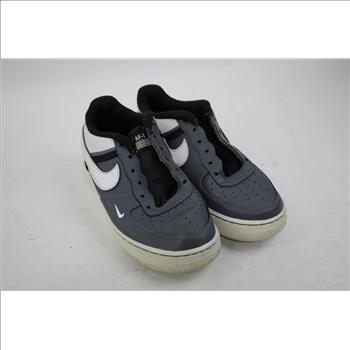 Nike Men's Size 9, 10 Sneakers, Boys' Size 7Y Sneakers Bulk Lot, 3 Pieces