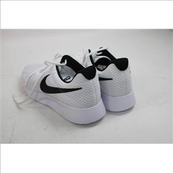 Nike Men's Tanjun White/Black Sneakers, Size 11.5