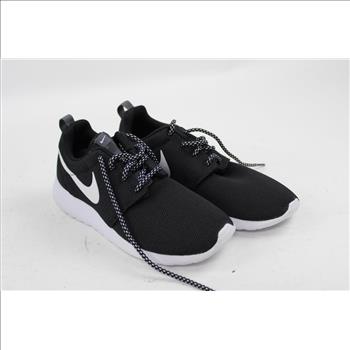 Nike Roshe One Athletic Shoes, Women's Size 6.5