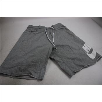 Nike Short Kneelenth, Size M, 2 Pieces