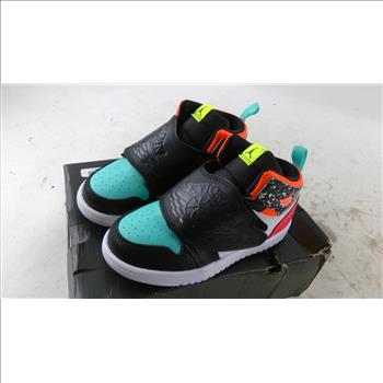 Nike Sky Jordan Kids Shoes Size 9C