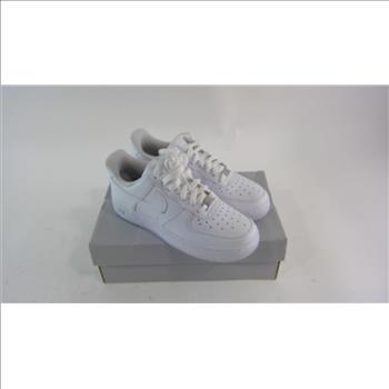 Nike Womans Shoes, Size 6