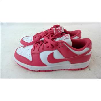 Nike Womens Dunk Low Size 7