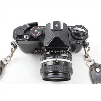 Nikon 35mm SLR Camera With Bag