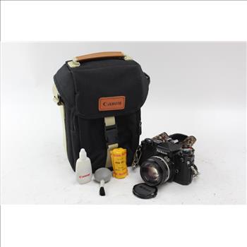Nikon 35mm SLR Camera With Bag