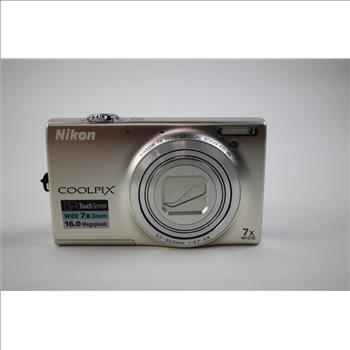 Nikon COOLPIX S6100 Silver Touch Screen Camera