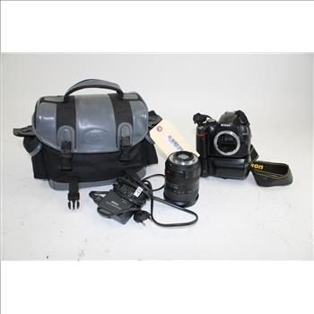 Nikon D5000  Digital SLR Camera