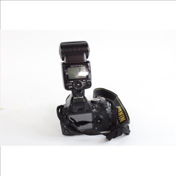 Nikon D60 DSLR Camera With Speedlight Flash