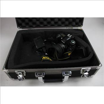 Nikon D70s  Digital Camera. Charger And Black Case