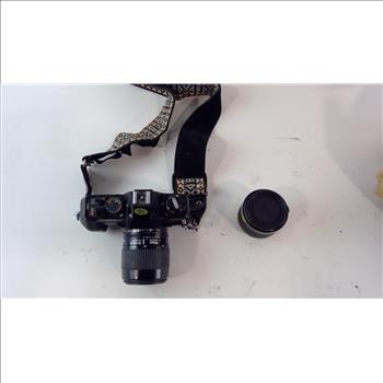 Nikon N2000 35mm SLR Camera