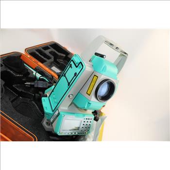 Nikon NPL 352 Pulse Laser Station In Hard Case