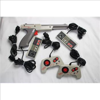 Nintendo NES Video Game Console