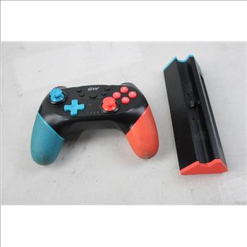 Nintendo Switch Monster Hunter Rise Dock, Gamewave Controller And Dock, 3 Pieces