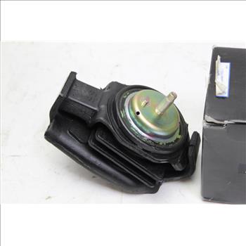 Nismo Right Engine Mount