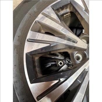 Nissan 18 Inch Stock Wheels (3)