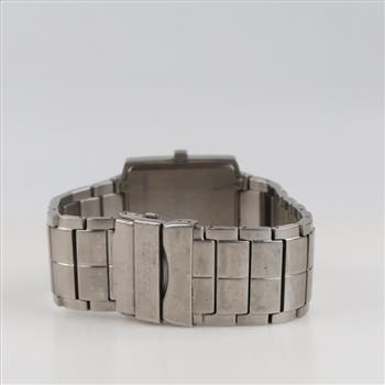 Nixon The District Watch