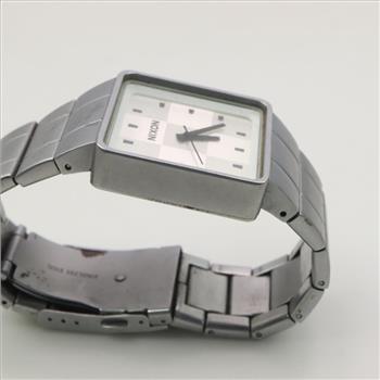 Nixon The Quatro Full Throttle Watch