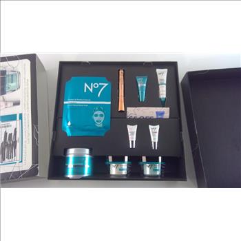 No7 The Star Of The Show Gift Box