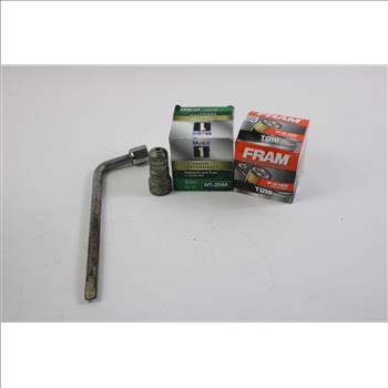 Noco Snap-top Battery Box