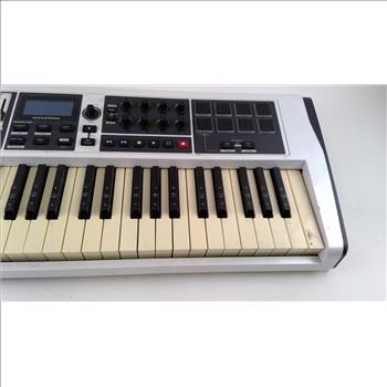 Novation Impulse 49 Electric Keyboard