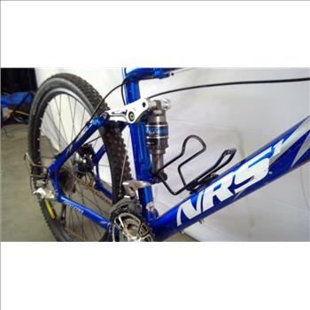 NRS1 Giant Mountain Bike