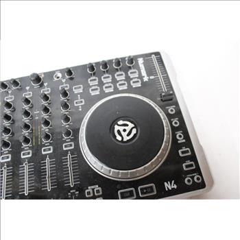 Numark N4 Digital DJ Controller/Mixer