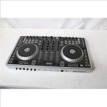 Numark N4 Digital DJ Controller/Mixer
