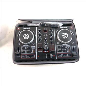 Numark Party Mix DJ Controller
