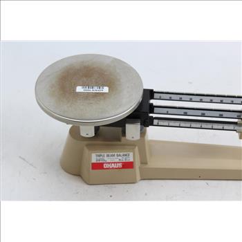 Ohaus Triple Beam Balance 700 Series 2610g Scale