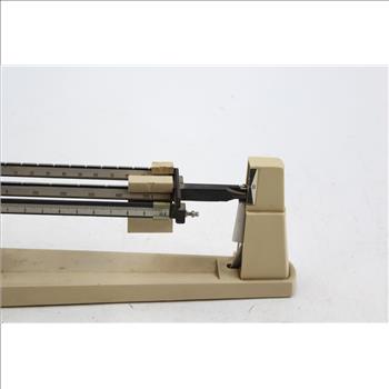 Ohaus Triple Beam Balance 700 Series 2610g Scale