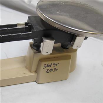Ohaus Triple Beam Balance Scale 2610g