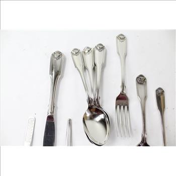 Oneida Classic Shell Flatware, 30+ Items