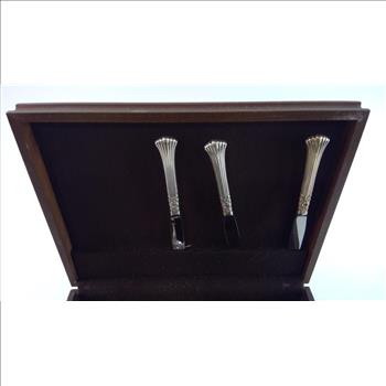 Oneida Silverware Set, 10+ Pieces