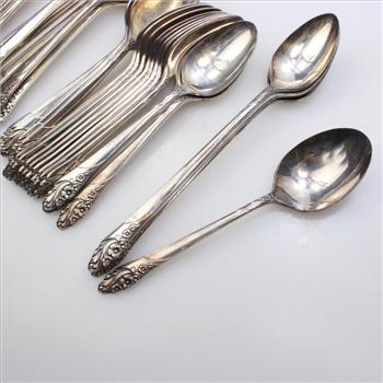 Oneida Vintage 1950s Community Plate Evening Star Pattern Spoons - 35 Pieces