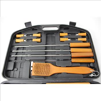Outdoors Wood-Handle Barbecue Grilling Set