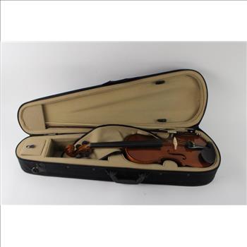 Palatino Violin With Case