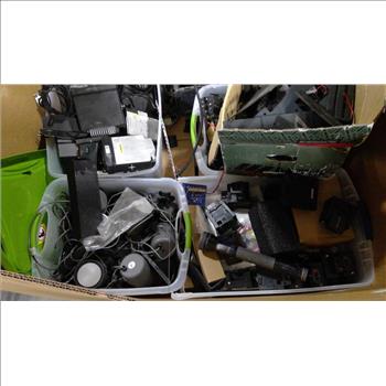 Pallet Of Car Radios And More 10+ Pieces