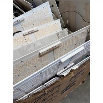 Pallet Of Grow Lights 30+