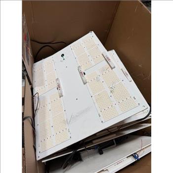 Pallet Of Grow Lights - SOLD FOR PARTS ONLY