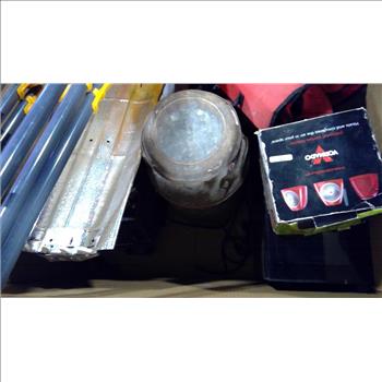 Pallet Of Snowshovels And More 10+ Pieces