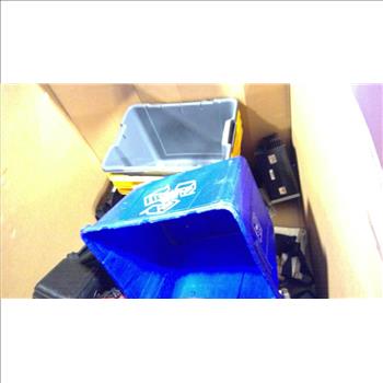 Pallet Of Storage Totes 10+ And More Pieces