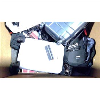 Pallet Of Suitcases And More 10+ Pieces