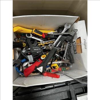 Pallet Of Tools - PALLET NOT INCLUDED