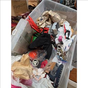 Pallet Of Used Items - ALL CONTENTS MUST BE REMOVED