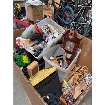 Pallet Of Used Items - ALL CONTENTS MUST BE REMOVED