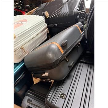 Pallet Of Used Suitcases And Bags