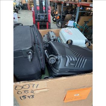 Pallet Of Used Suitcases And Bags