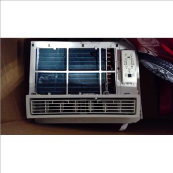 Pallet With Bosch Table Saw And More, 4+ Pieces