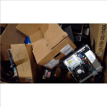 Pallet With Computer And Accessories, 10+ Pieces