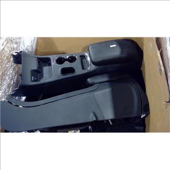 Pallet With Dodge Durango Center Consoles, 5 Pieces